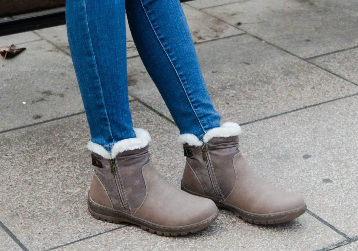 Ginger Womens Comfortable Ankle Boots