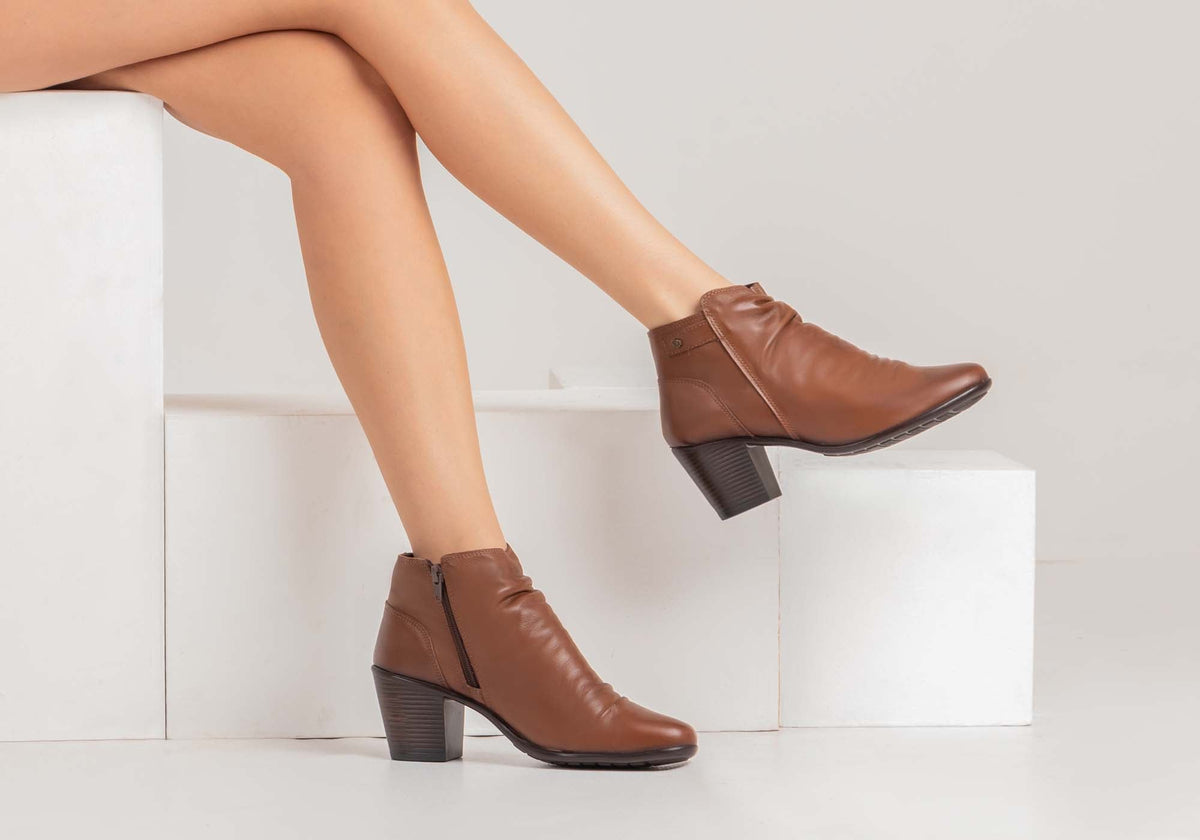 Brooke Womens Comfortable Leather Ankle Boots Made In Brazil