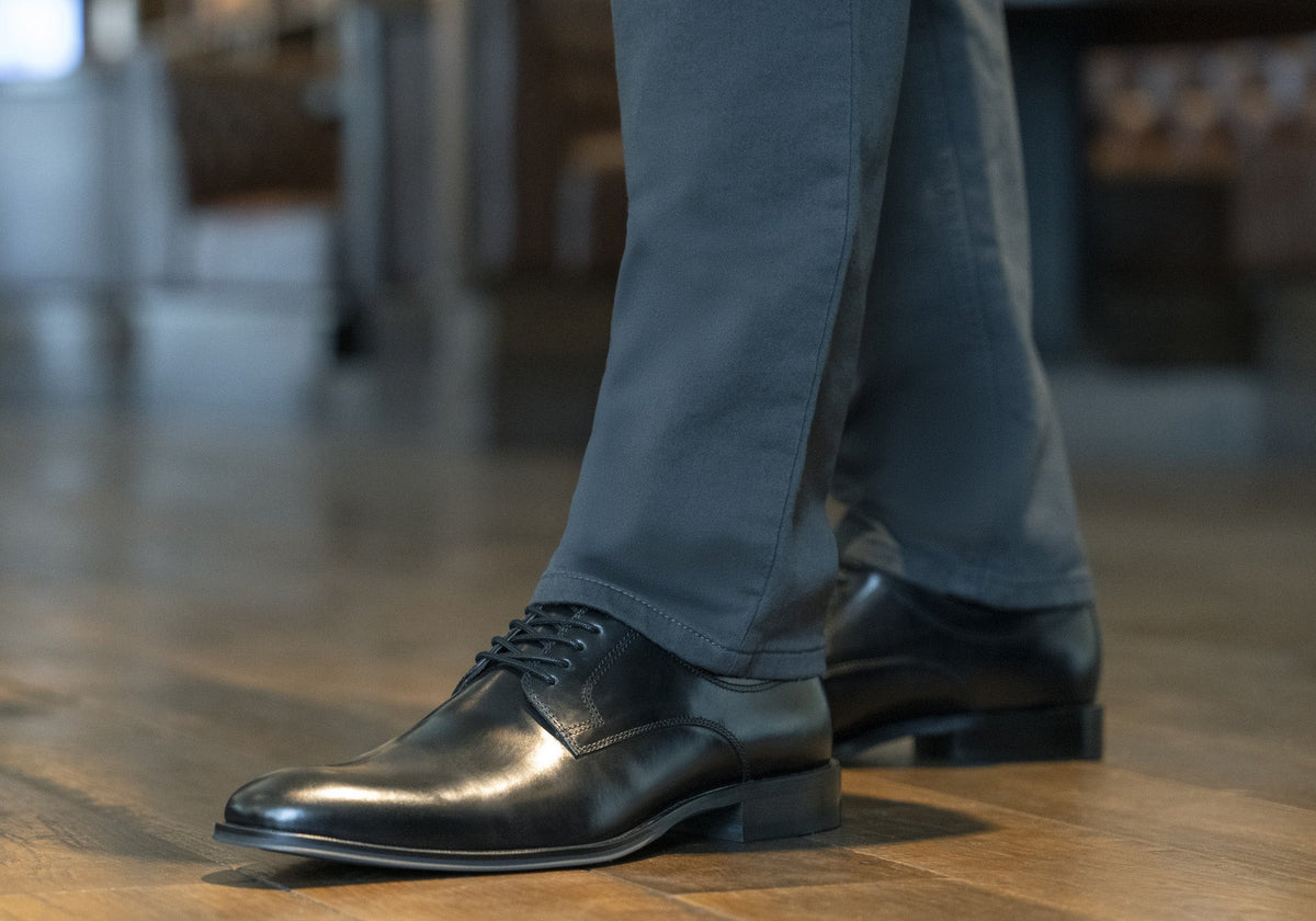 Mens Sentinel Plain Derby EE Extra Wide Leather Dress Shoes