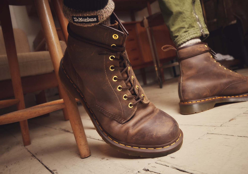 1460 8 Up Gaucho Crazy Horse Unisex Boots
