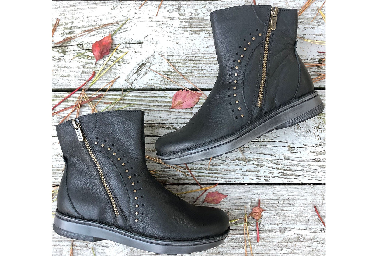 Cetona Womens Wide Leather Comfortable Supportive Ankle Boots