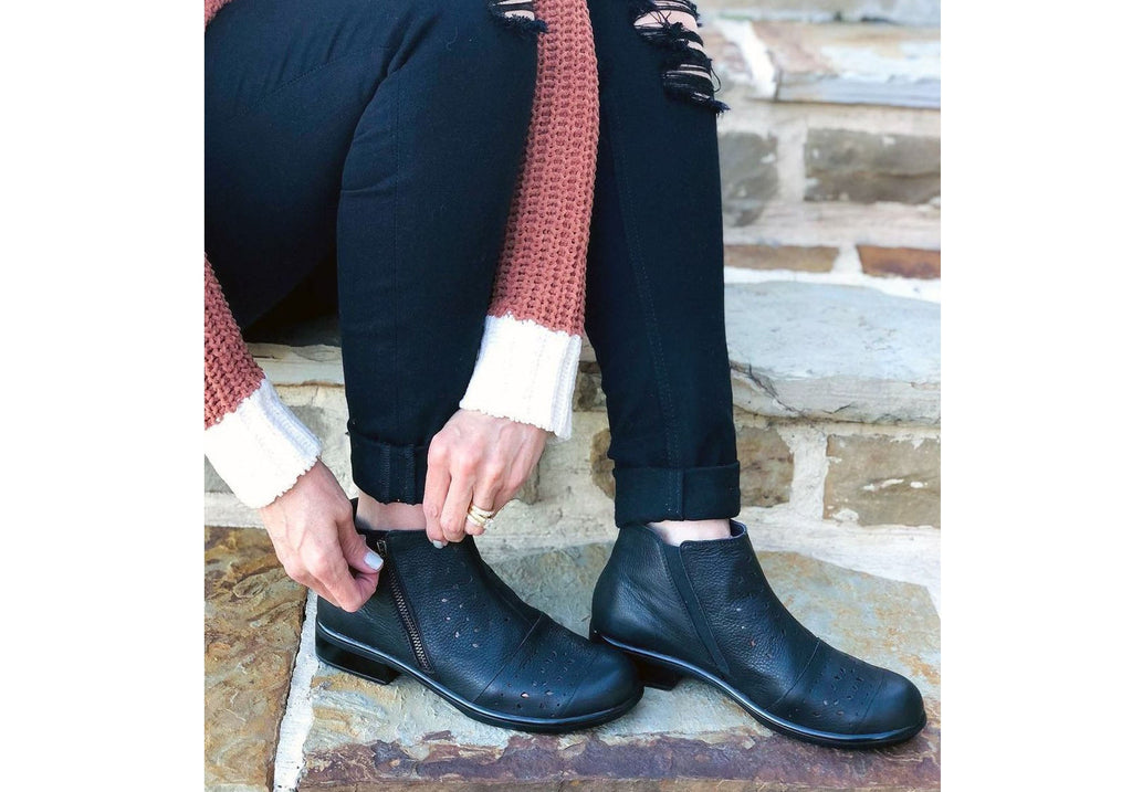 Matagi Womens Leather Comfortable Orthotic Friendly Ankle Boots