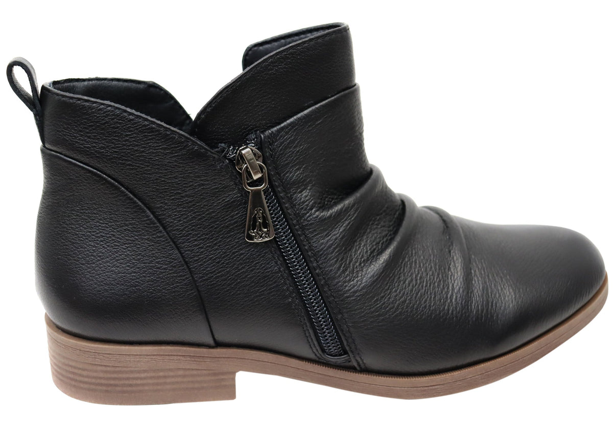 Chalet Womens Comfortable Black Leather Ankle Boots