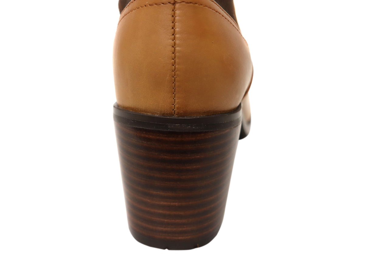 Vala Womens Comfortable Leather Mid Heel Ankle Boots