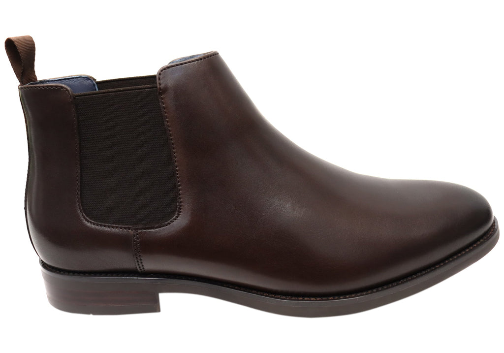 Mens EEE Triple Wide Leather Ceduna Plain Toe Chelsea Boots
