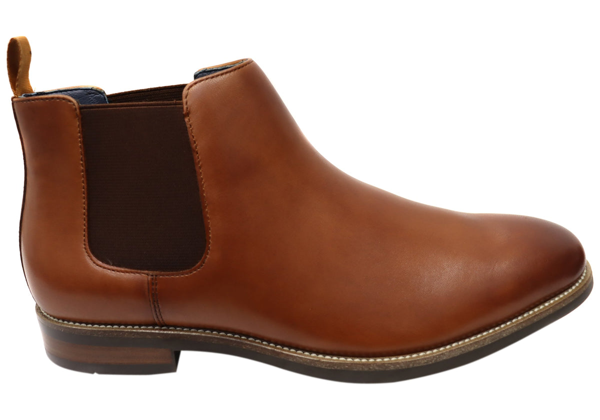 Mens EEE Triple Wide Leather Ceduna Plain Toe Chelsea Boots
