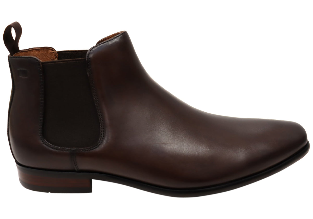 Mens EE Extra Wide Leather Barret Plain Toe Chelsea Boots