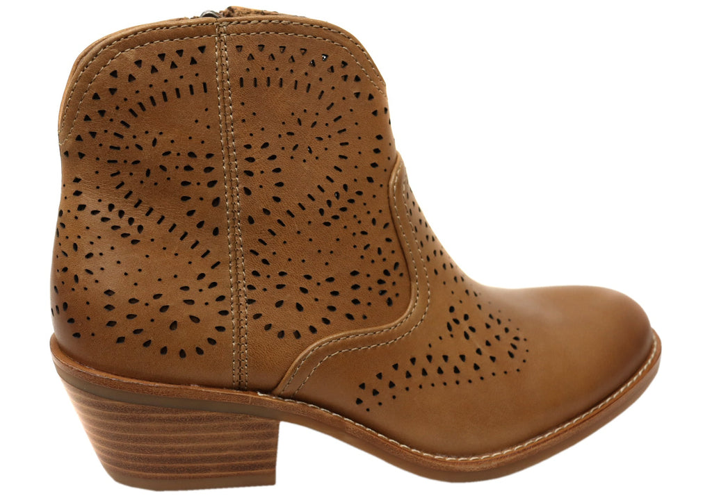 Alexia Womens Comfortable Leather Low Heel Ankle Boots