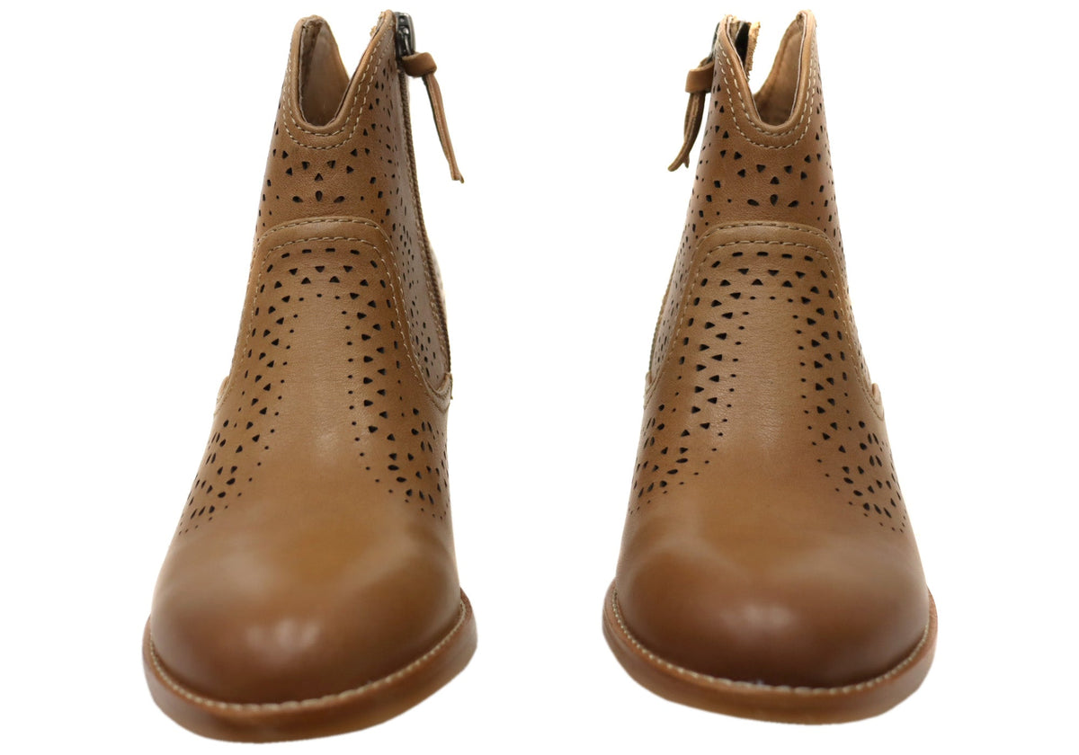Alexia Womens Comfortable Leather Low Heel Ankle Boots