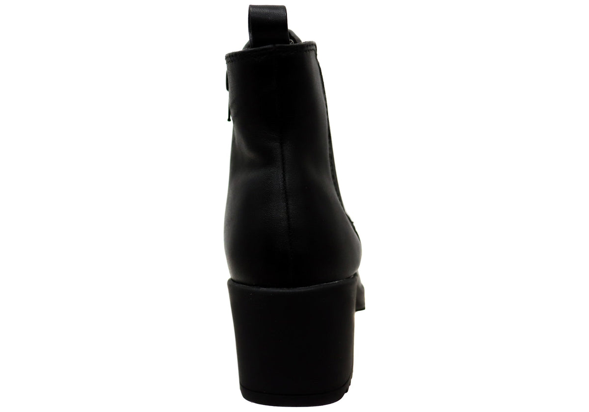 Hammond Womens Wide Fit Leather Mid Heel Ankle Boots