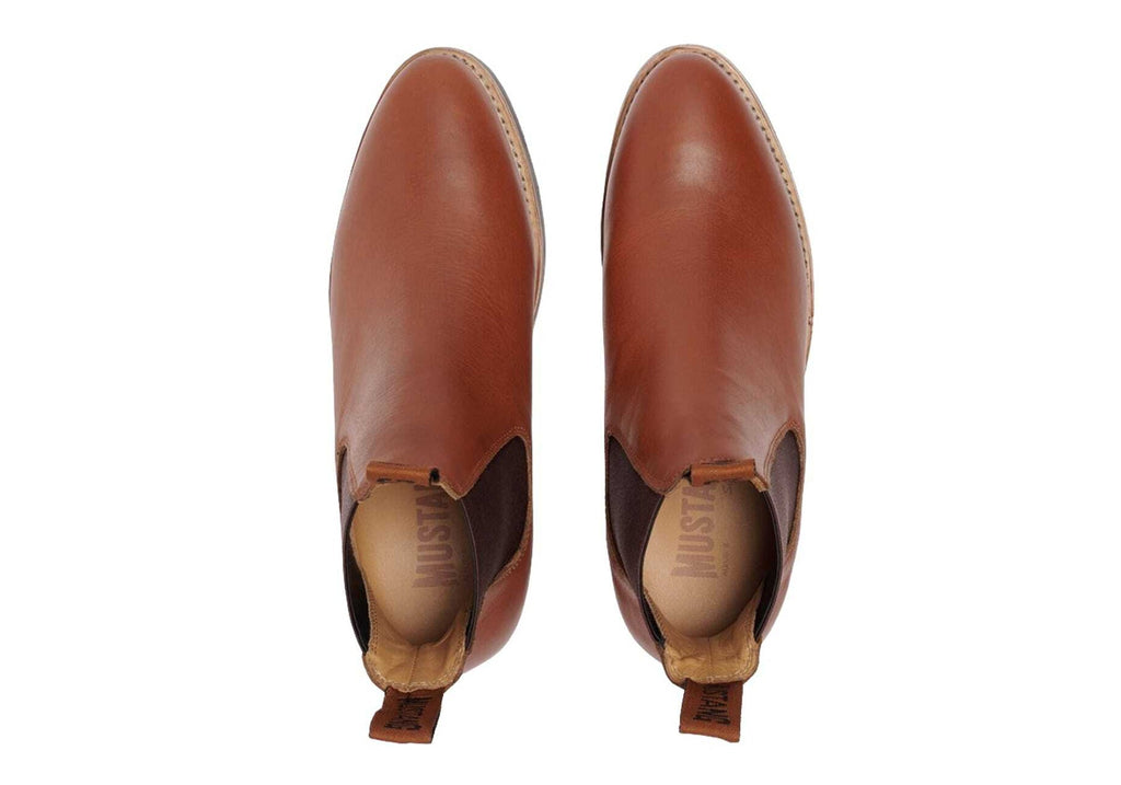 Womens Signature Pull Up Tan Leather Boots