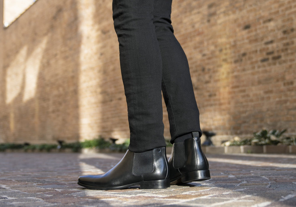 Mens EE Extra Wide Leather Barret Plain Toe Chelsea Boots