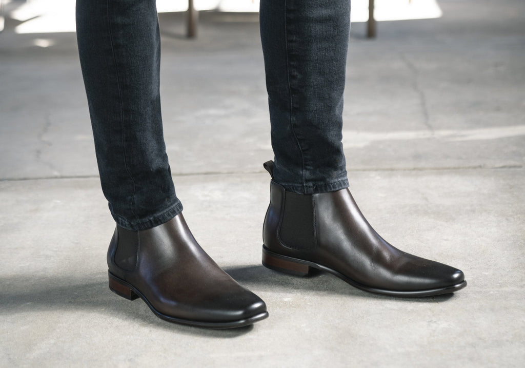 Mens EE Extra Wide Leather Barret Plain Toe Chelsea Boots