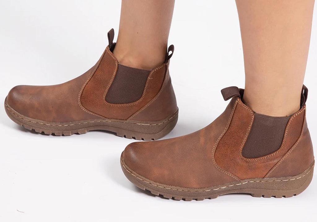 Gaby Womens Comfortable Chelsea Ankle Boots