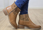 Carter Womens Wide Fit Comfortable Leather Ankle Boots