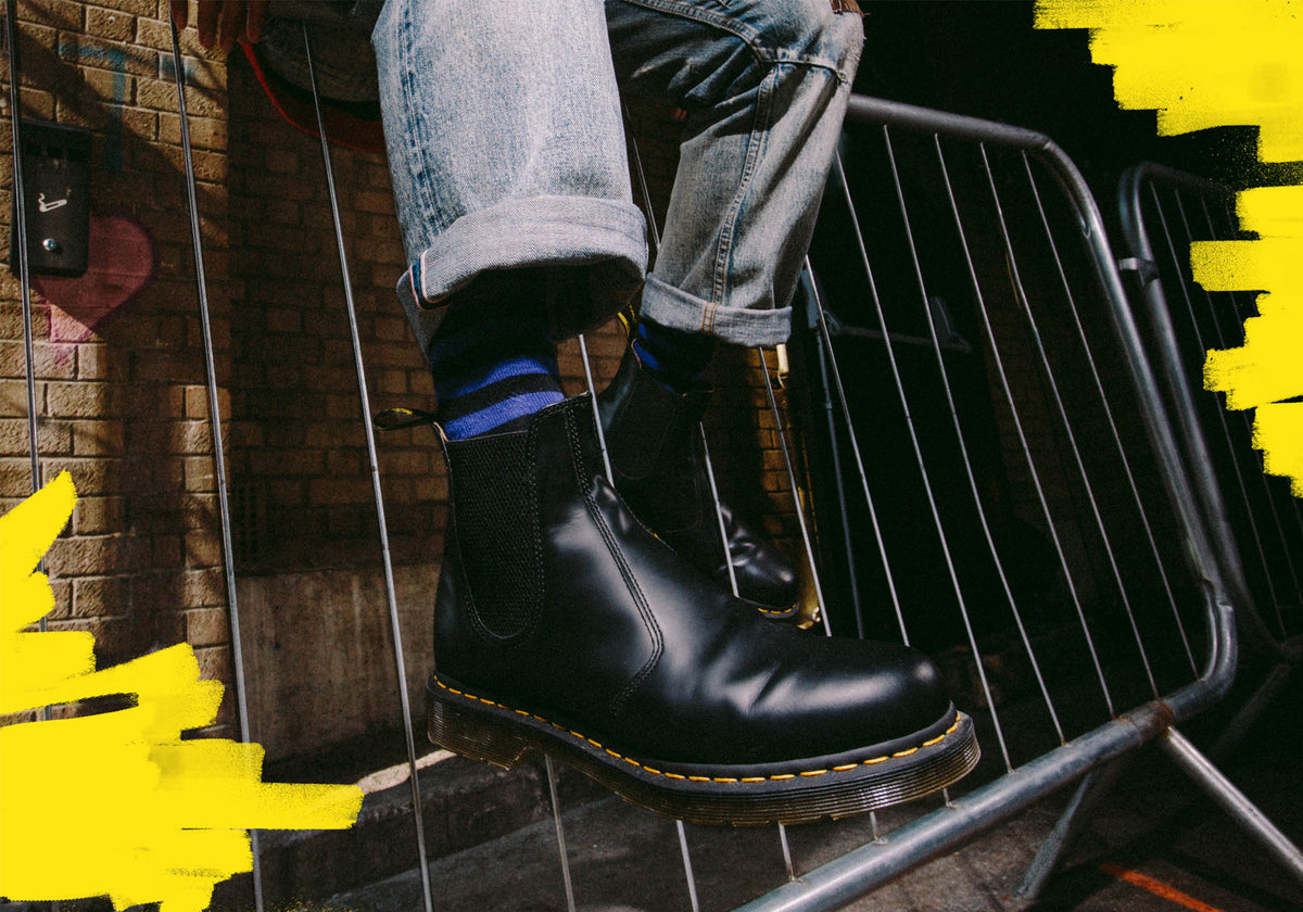 2976 YS Black Smooth Unisex Leather Chelsea Boots