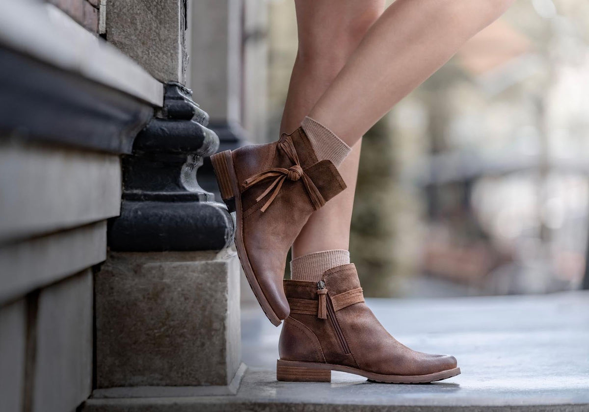 Blake Womens Comfortable Leather Suede Ankle Boots